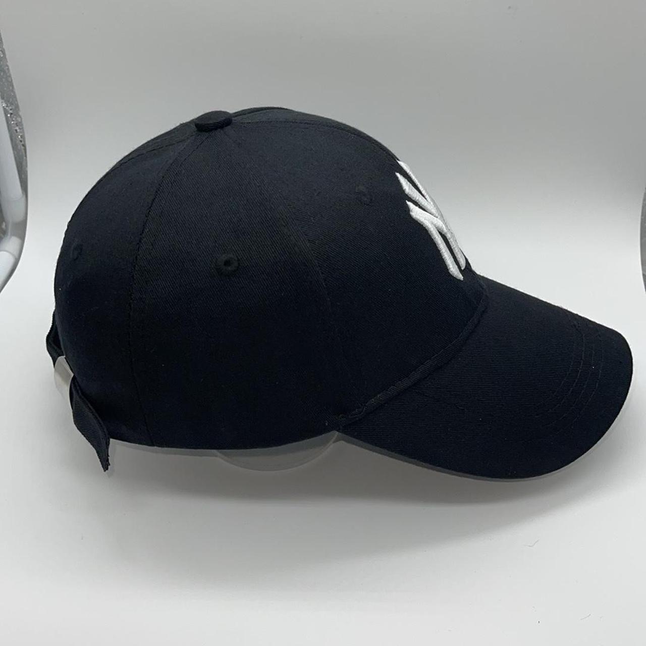 Black Nike Yankees hat Rare find Adjustable - Depop