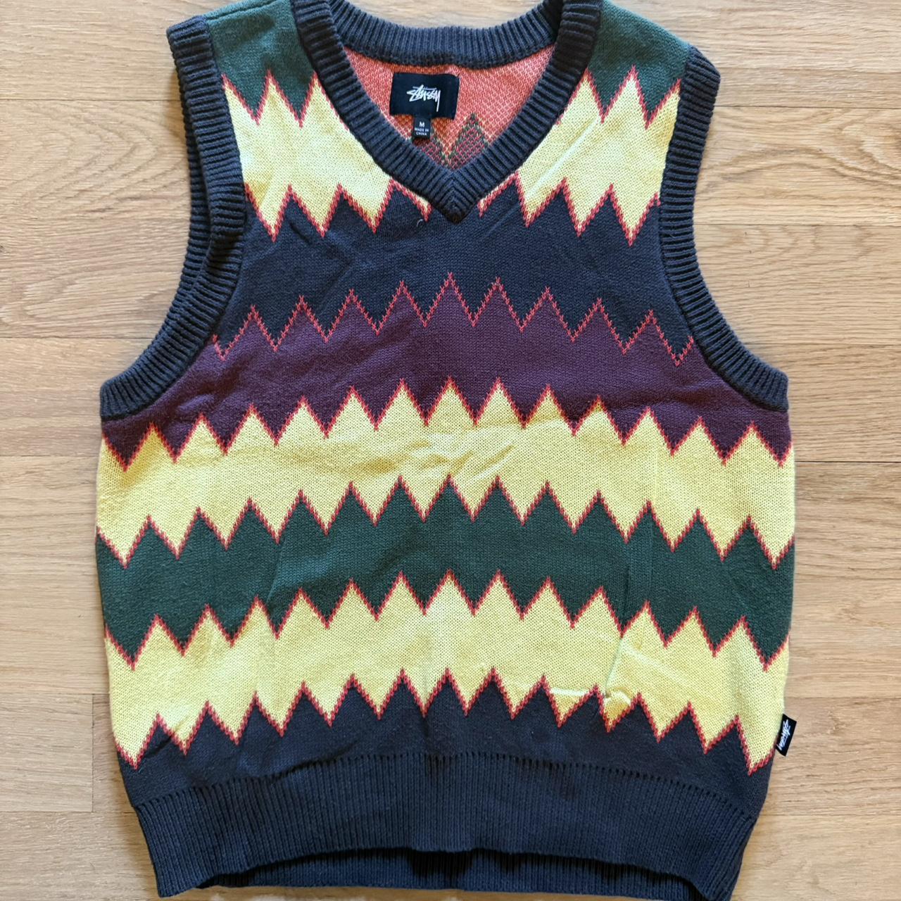Stussy sweater-vest - Depop