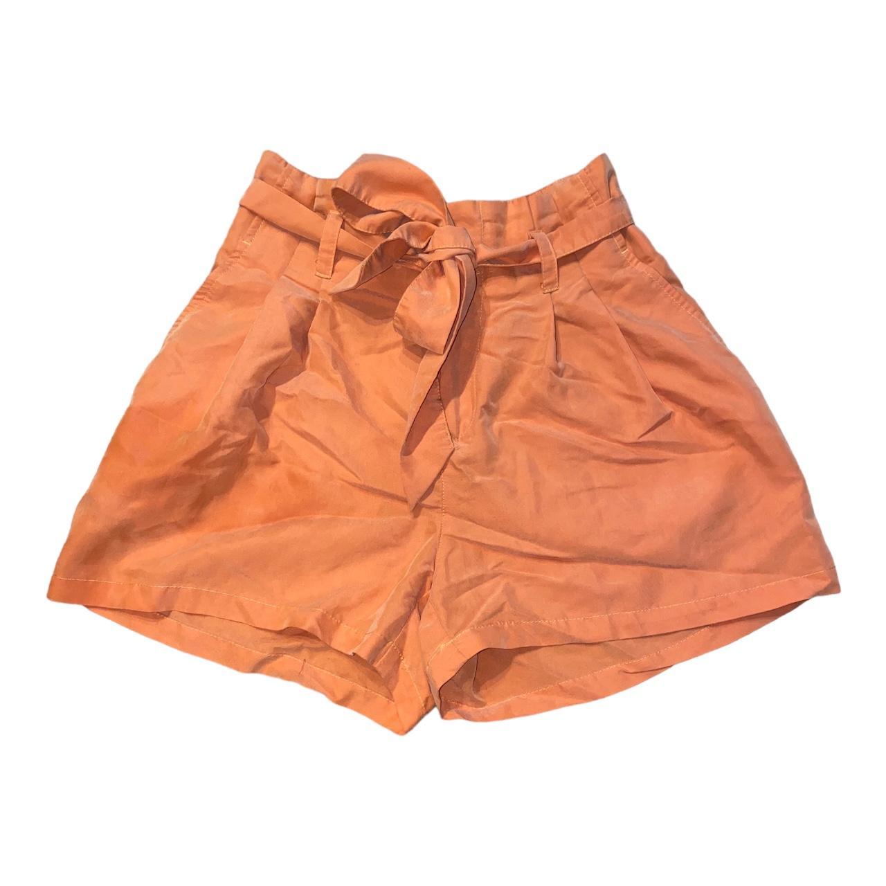 h&m orange shorts