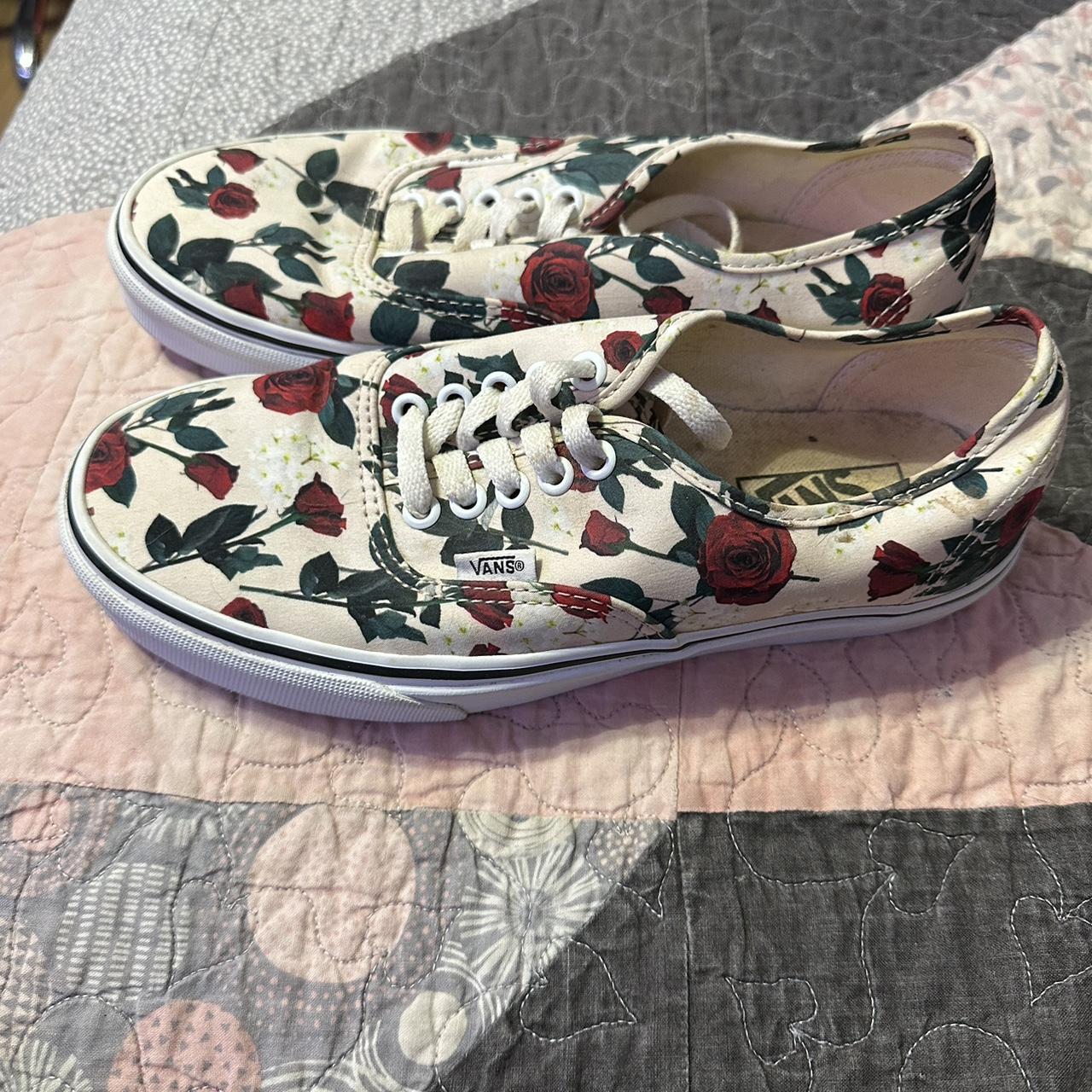 woman’s vans needs cleaned so price is cheap bought... - Depop