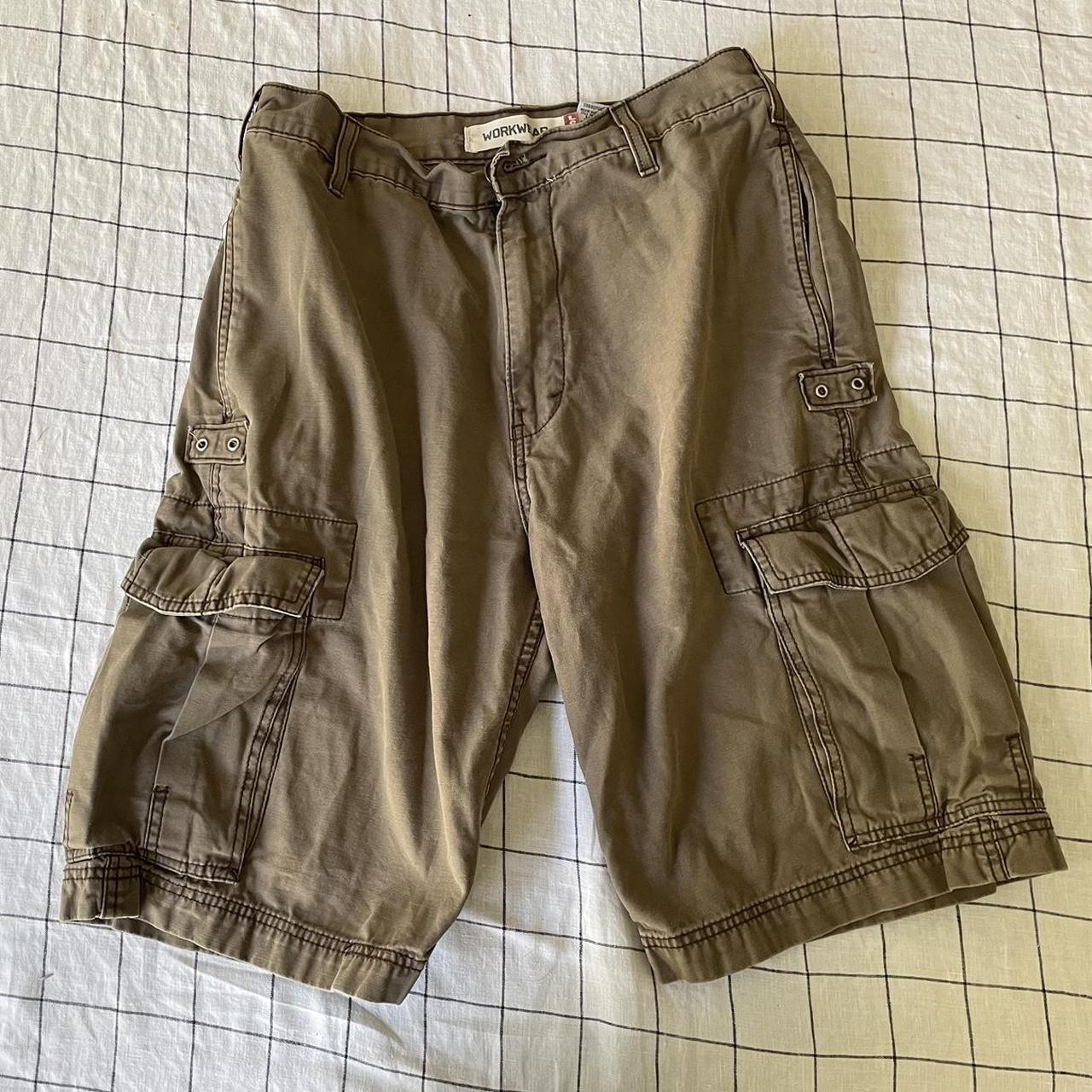 levi s workwear baggy cargo shorts 30 waist 15 Depop