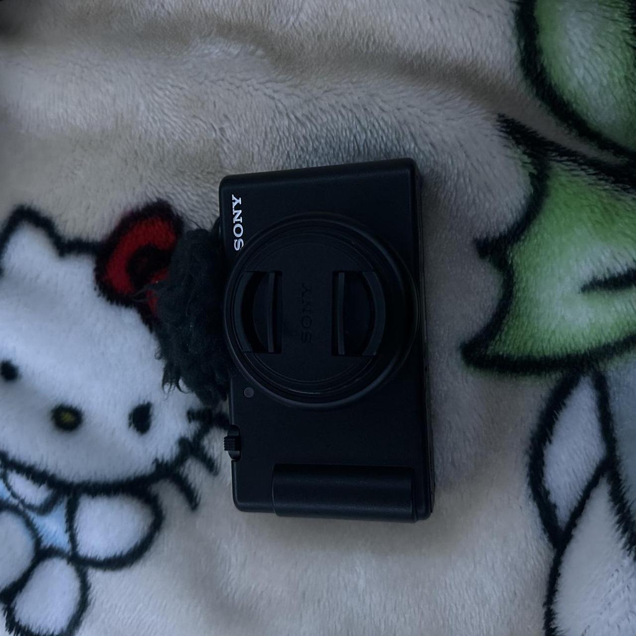 selling my sony zv-1f only used it a couple of... - Depop