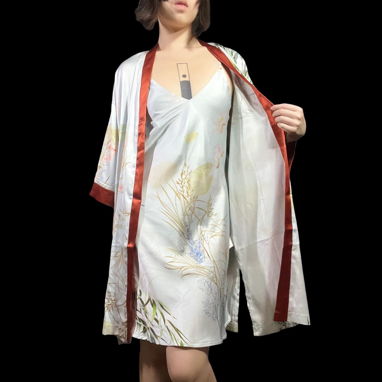 item listed by timelessthreads_closet