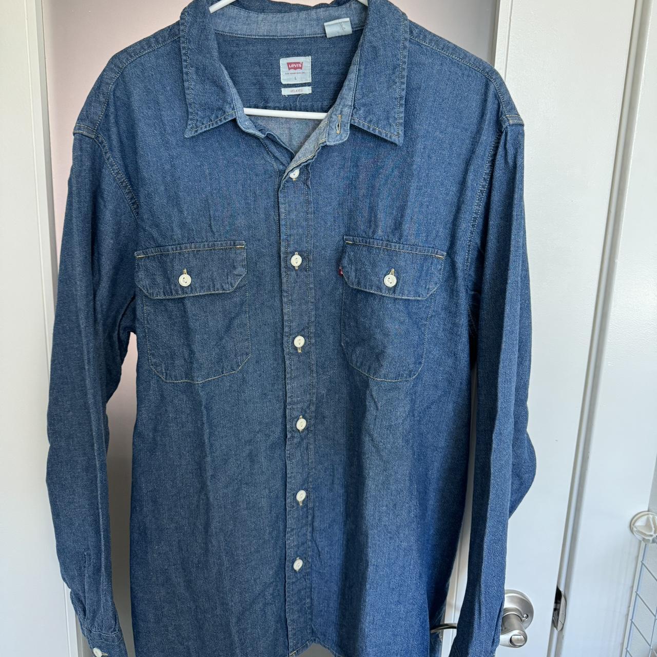 Levi’s LS Button Up Shirt Worn once Relaxed... - Depop