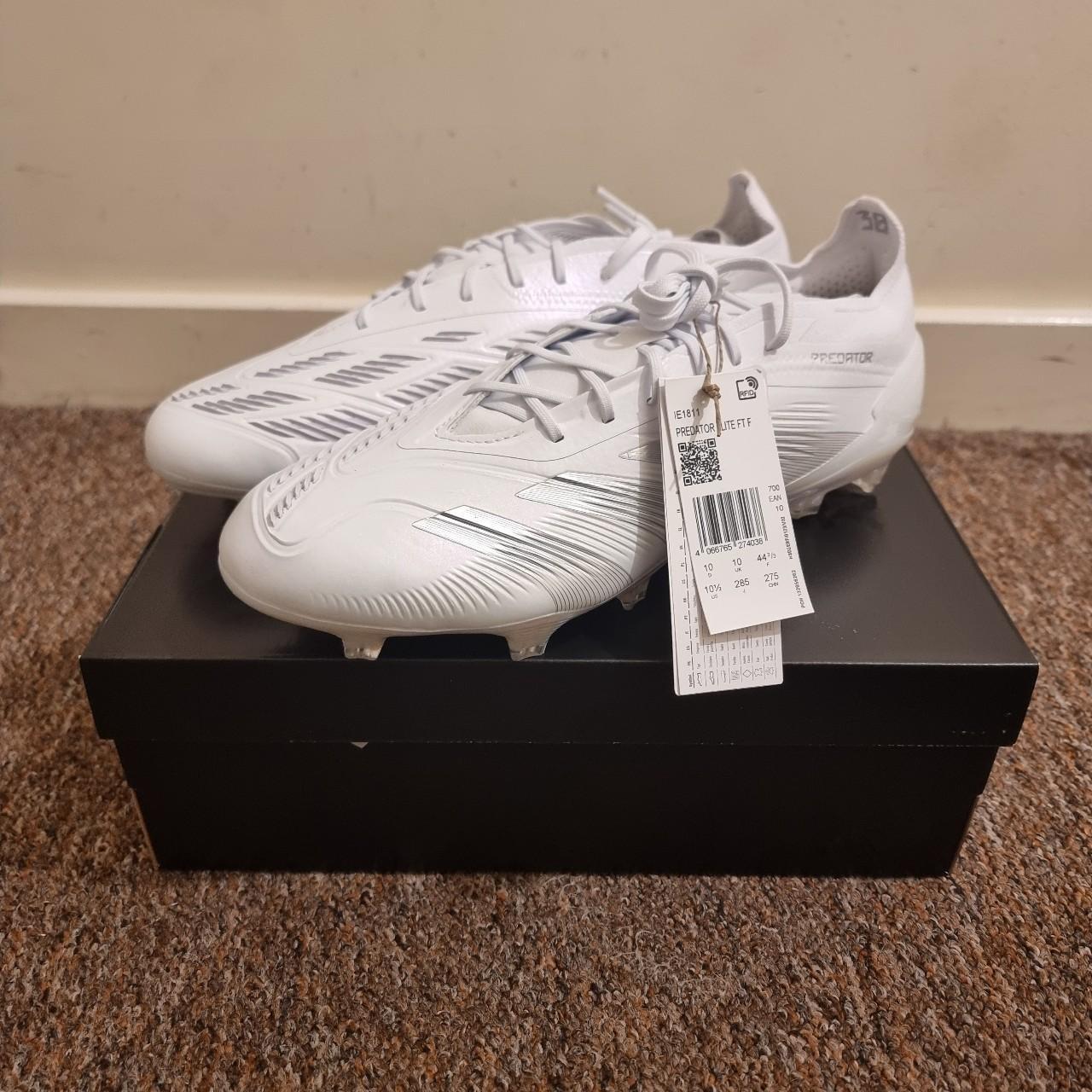 Predator Elite Foldover Tongue Firm Ground Football - Depop