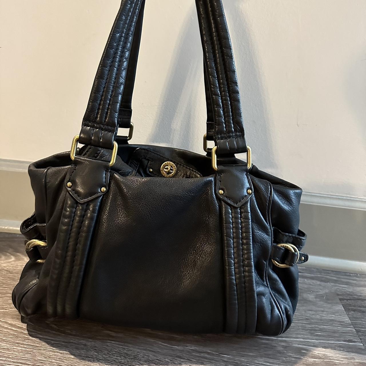 item listed by vivianj13