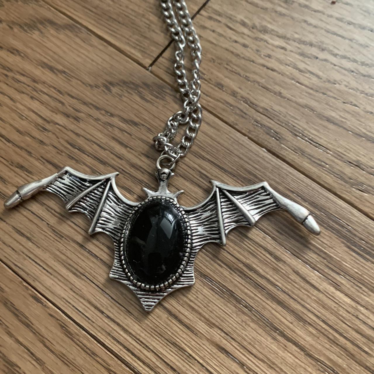 Skull Charm on Chain Emo/Goth Necklace