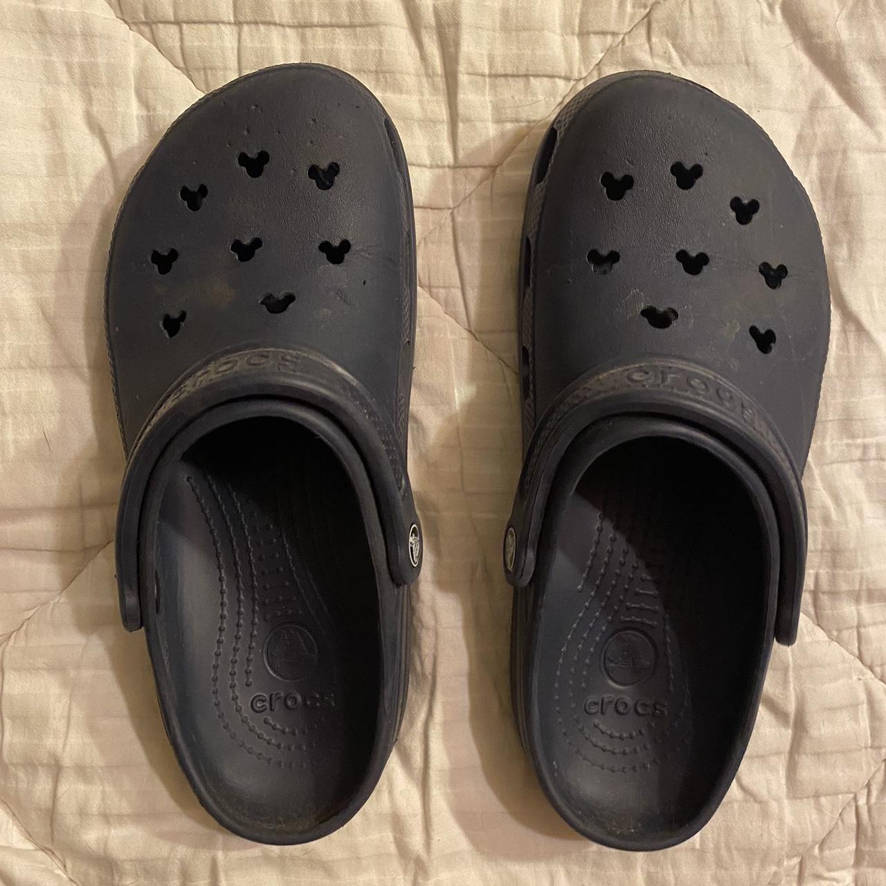 Crocs with discount mickey mouse holes