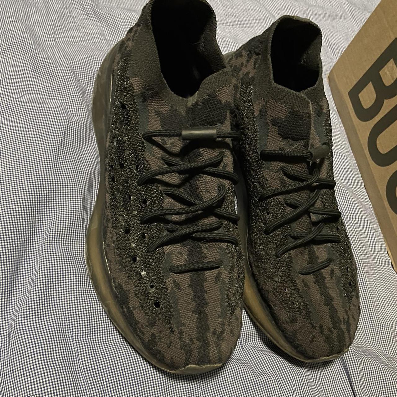 mens black yeezy trainers