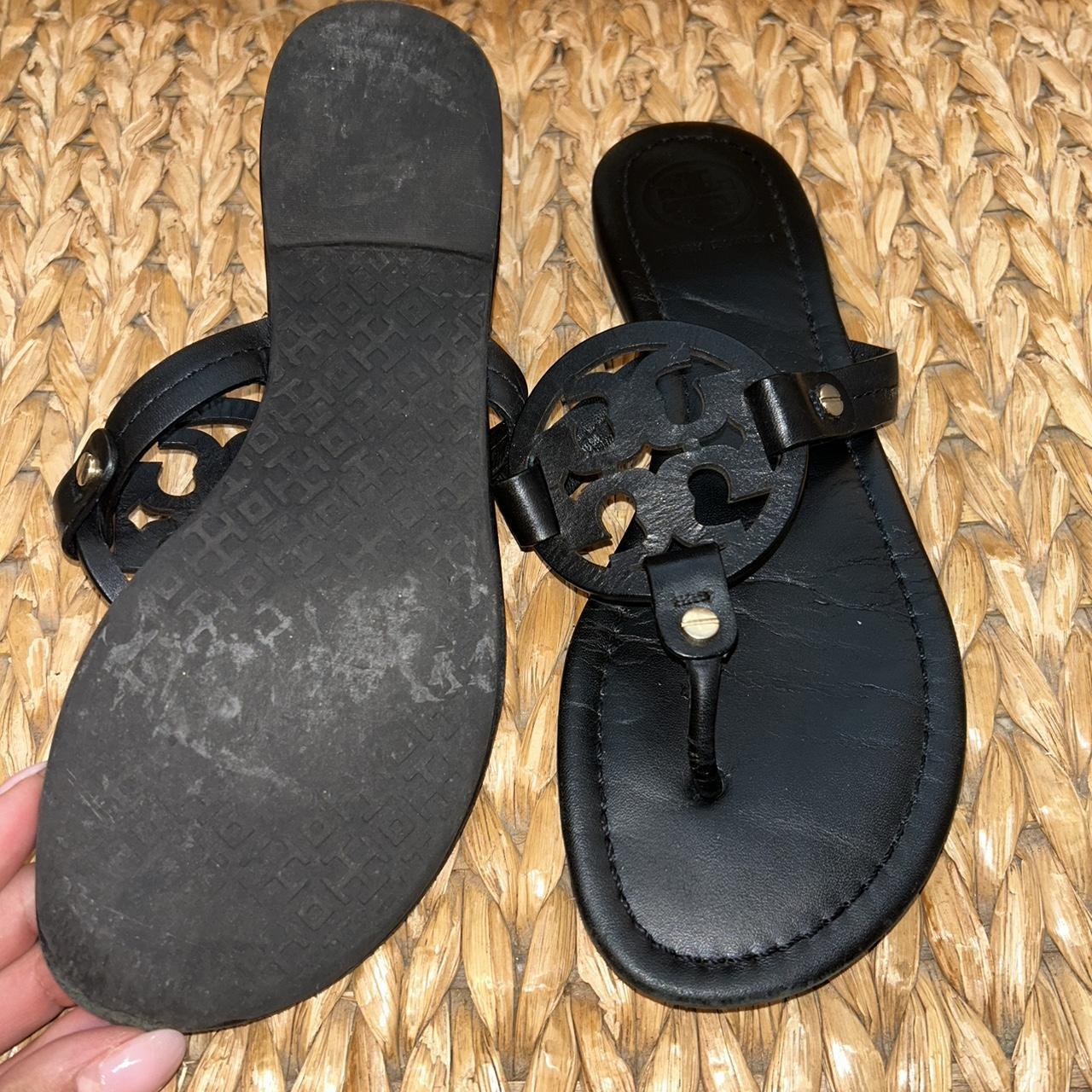 Tory Burch matte black flip flop Used / pictured warn - Depop