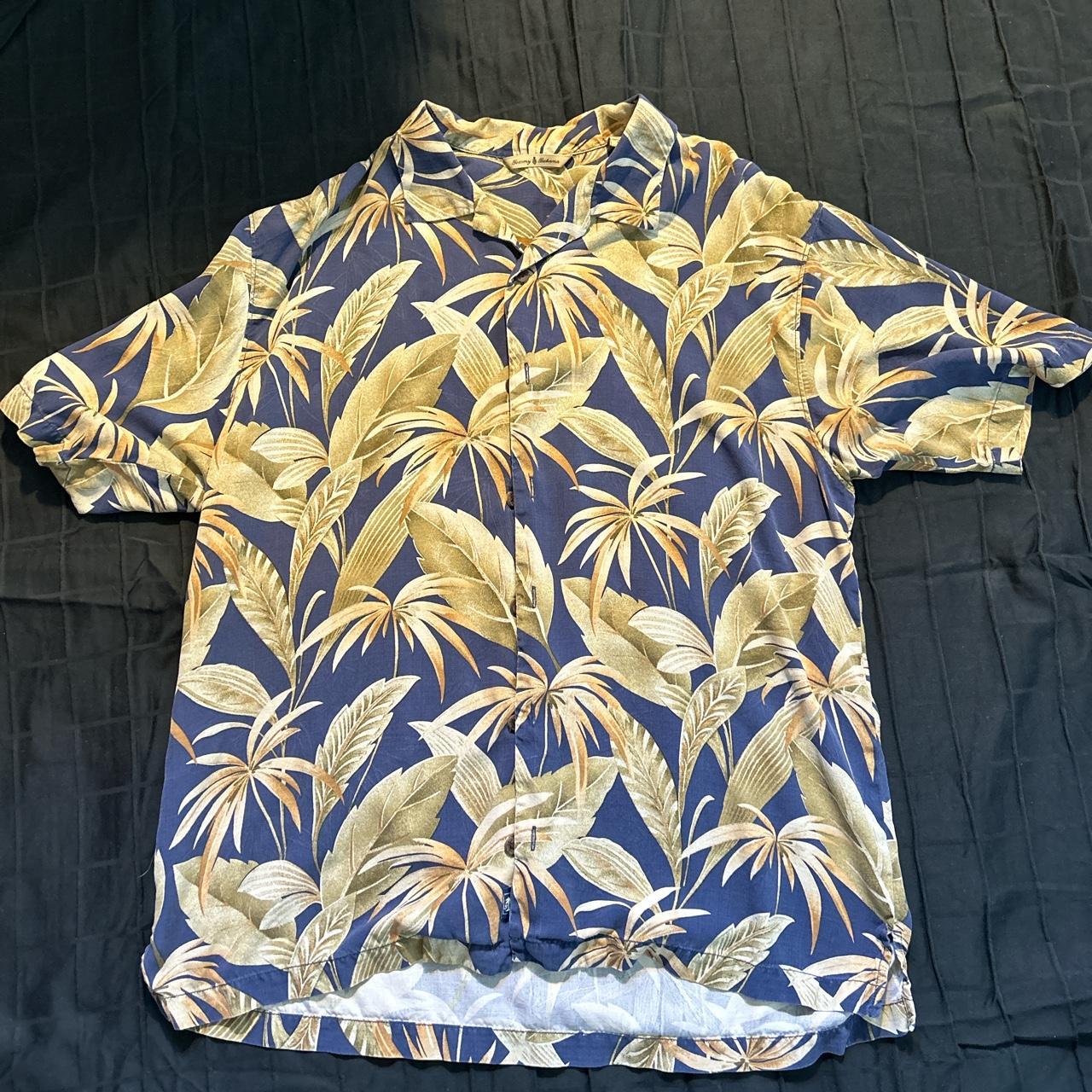 Tommy Bahama Men's Shirt | Depop