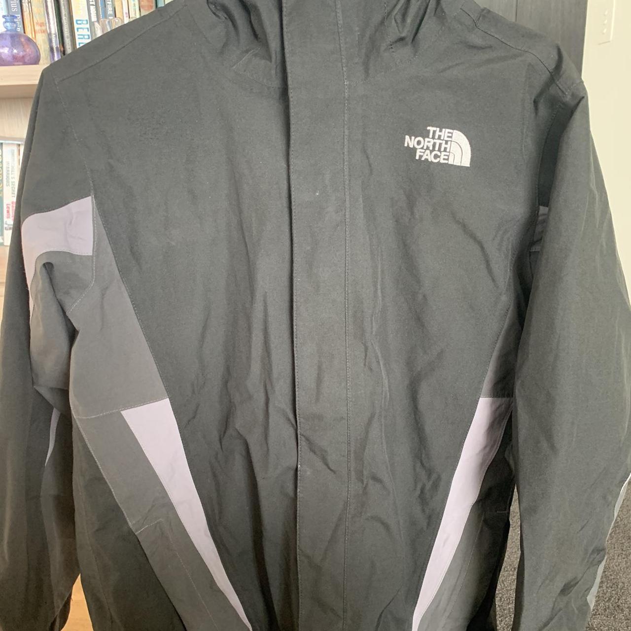 North face shell Size 14/6 or kids large - Depop