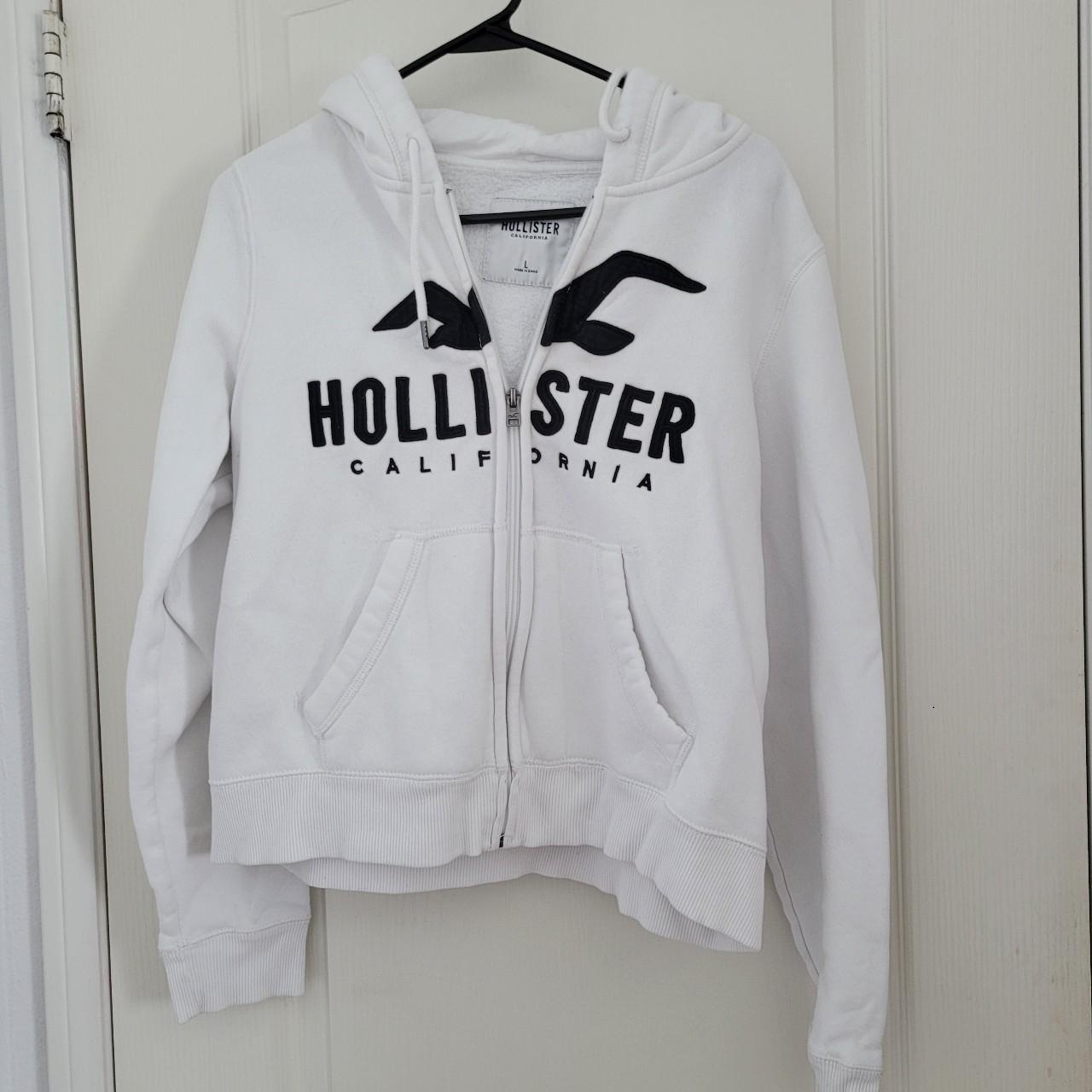Hollister jacket #hollister #jacket #white #winter - Depop