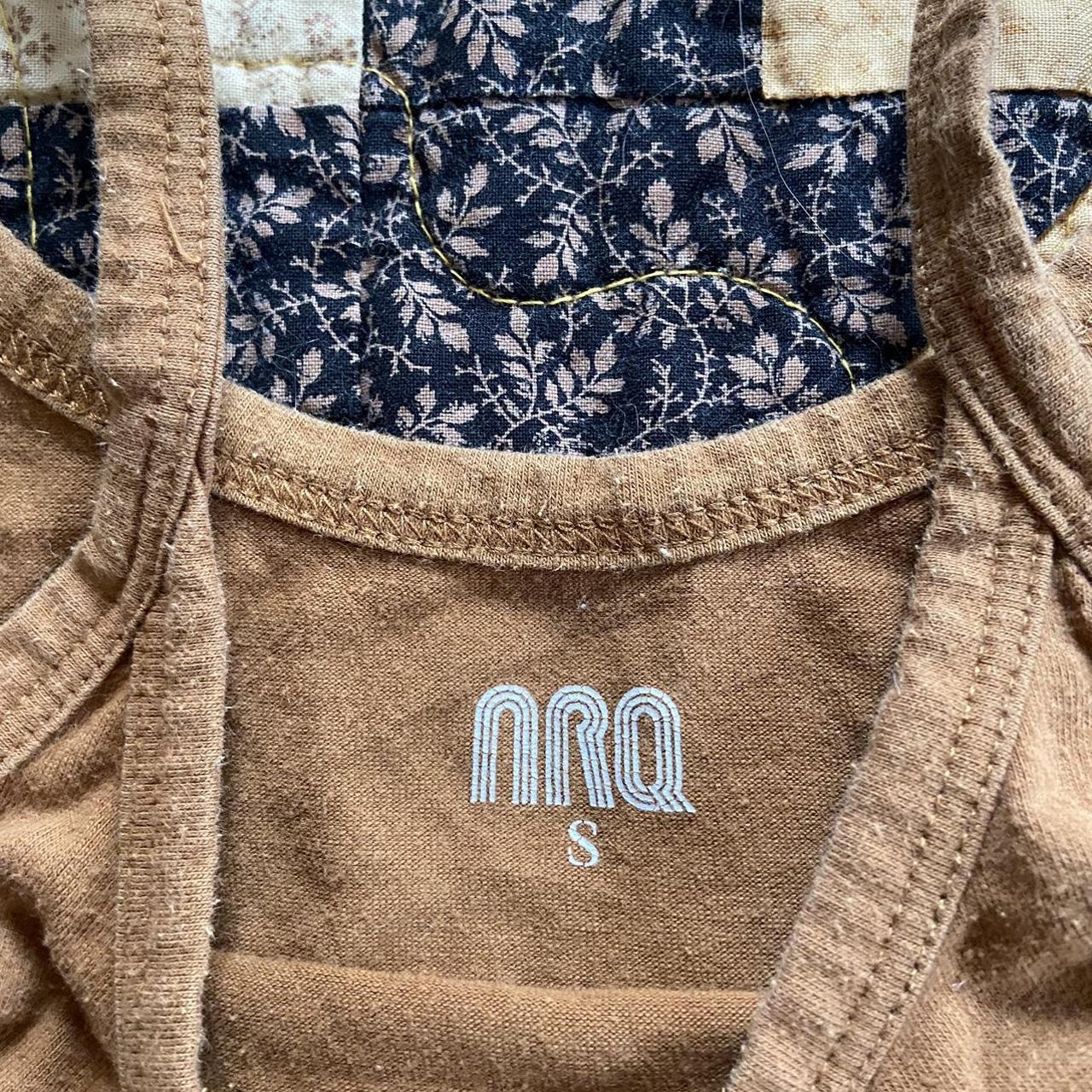 Women's Brown and Tan Vestundershirts Depop