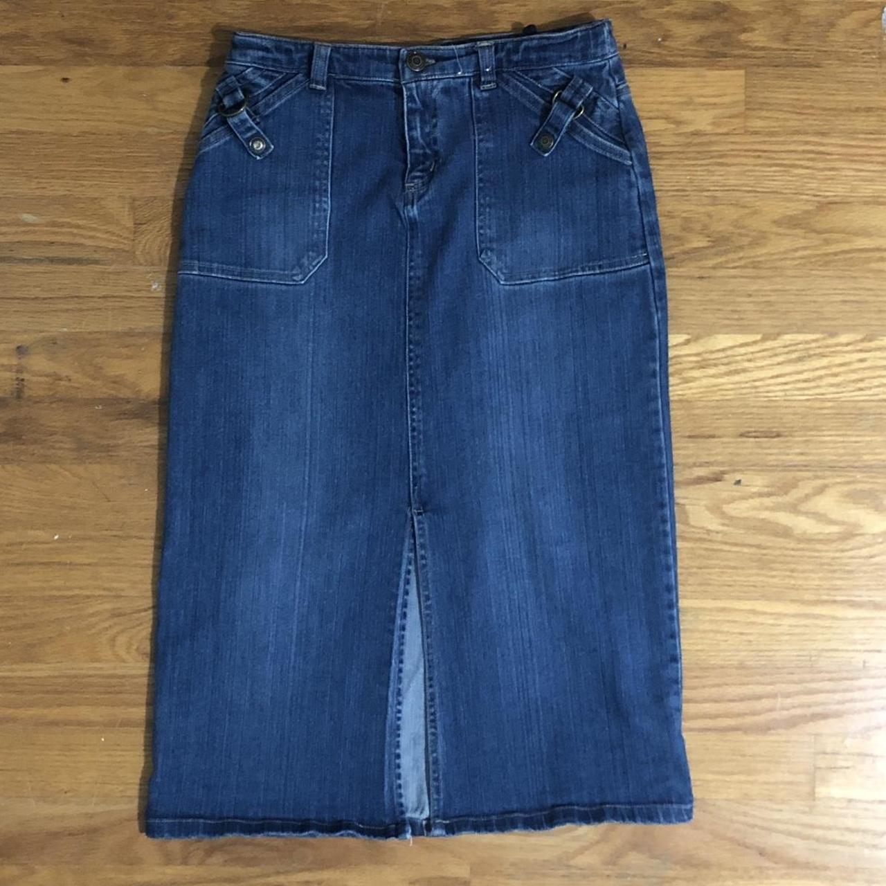 Old Navy brand denim midi skirt • Made in 2000s •... Depop