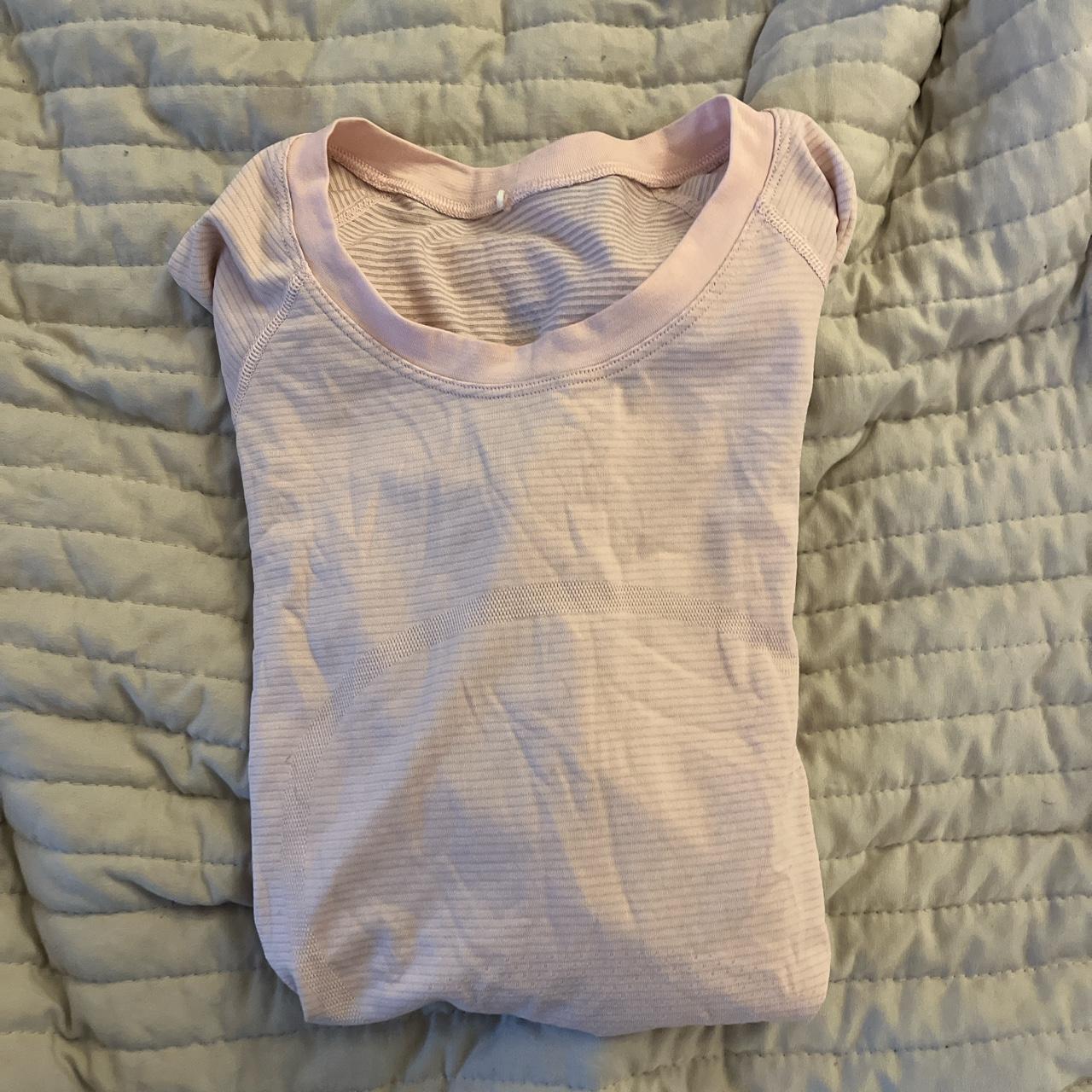 ♡ swiftly athletic top ♡ ✕ perfect condition ✕ size - Depop