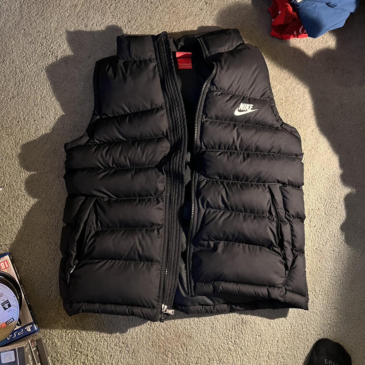 mens nike gilet body warmer
