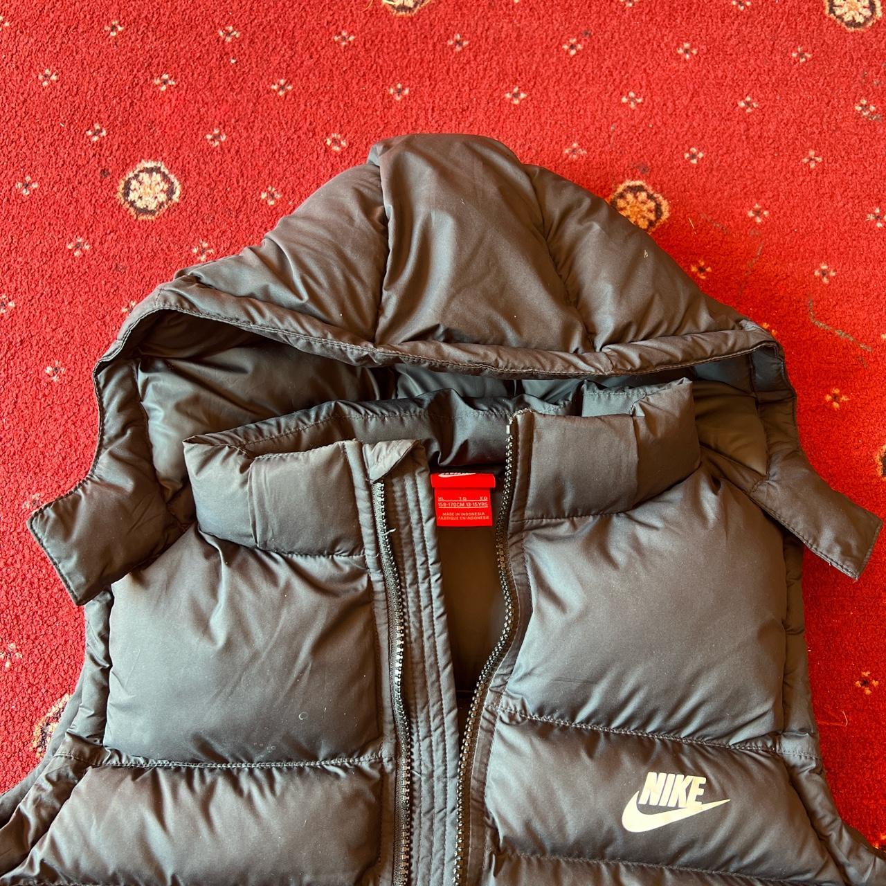 mens nike gilet body warmer
