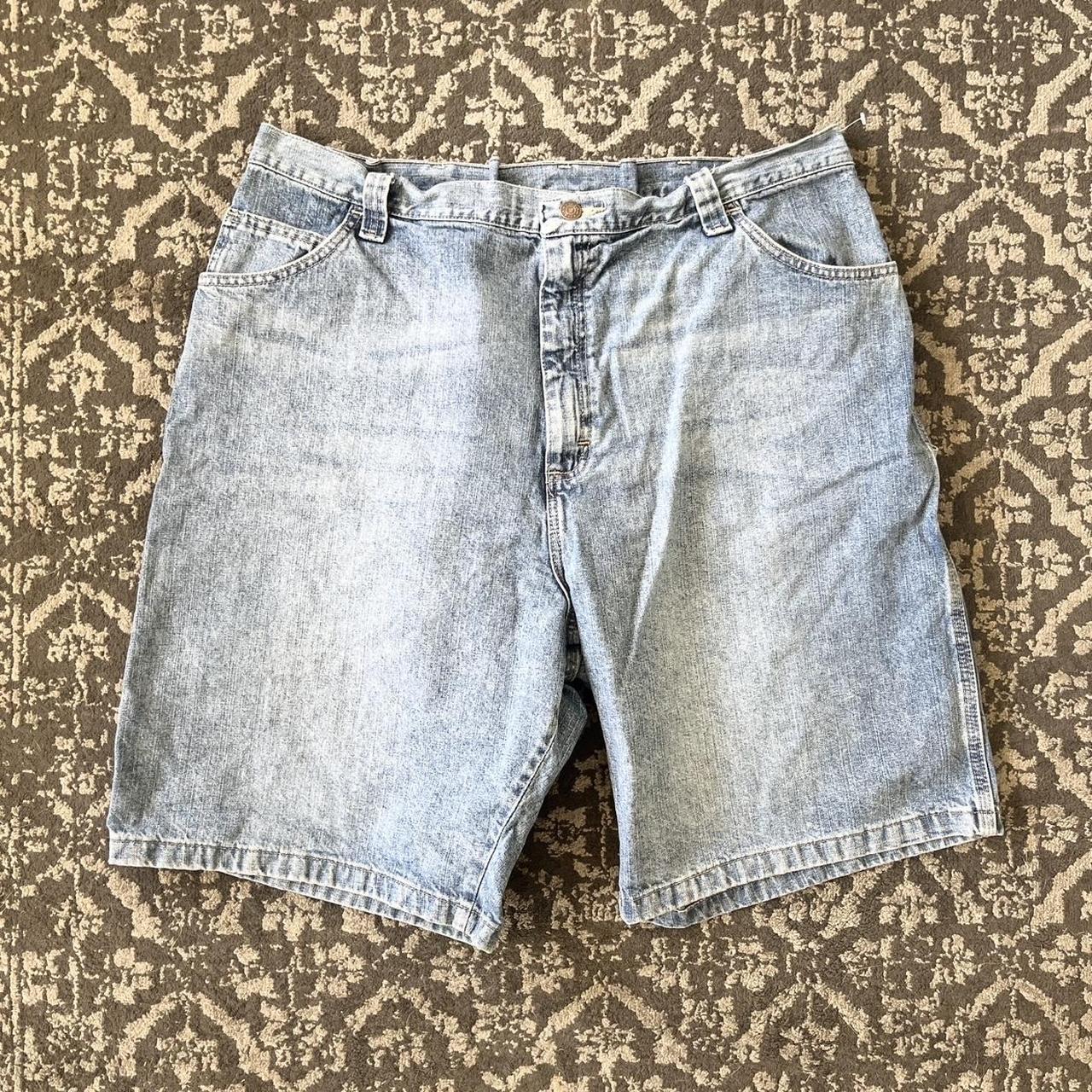 Baggy Denim Jorts Season Is Just Getting Started