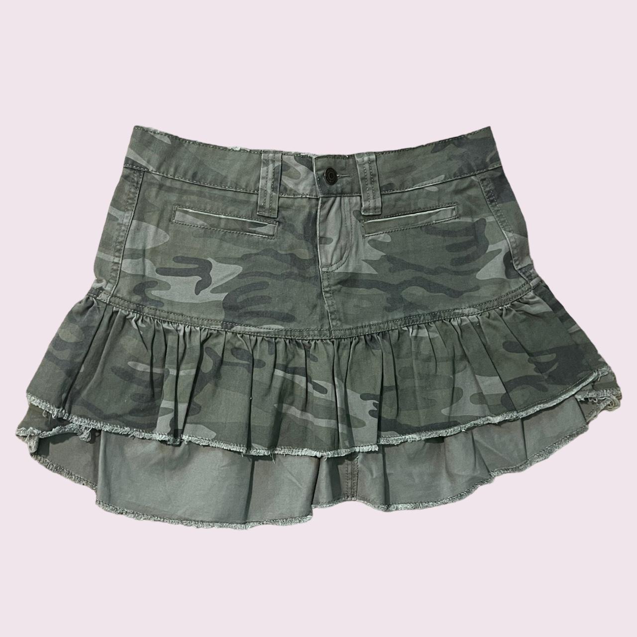 Camo ruffle outlet skirt