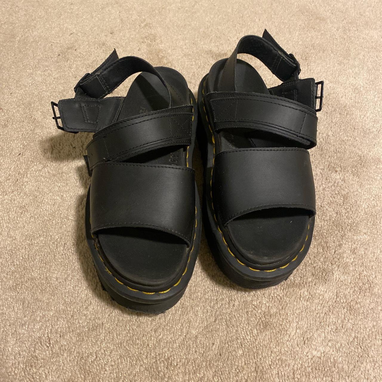 Dr martens sales black voss sandals