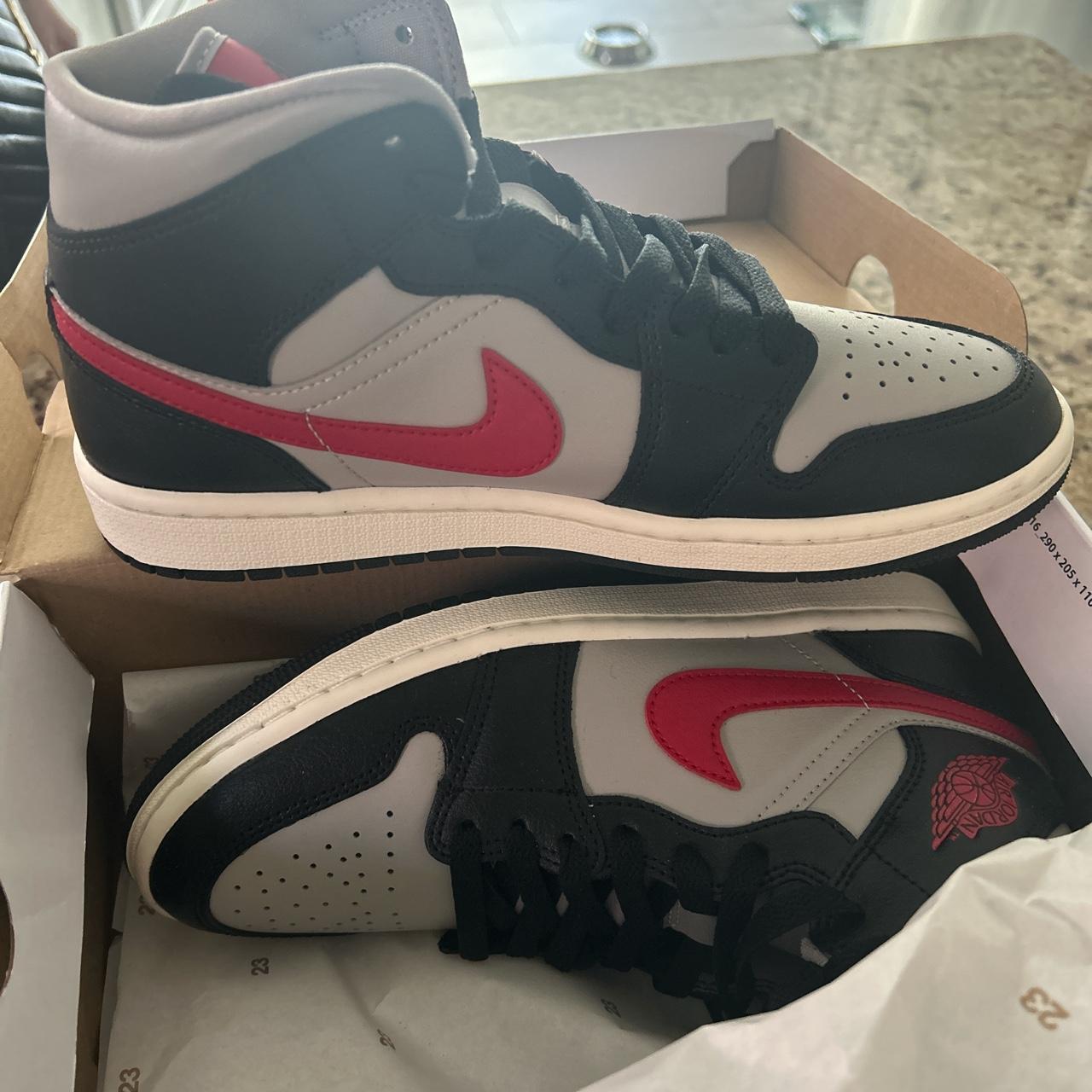 womens air jordan 1 size 8