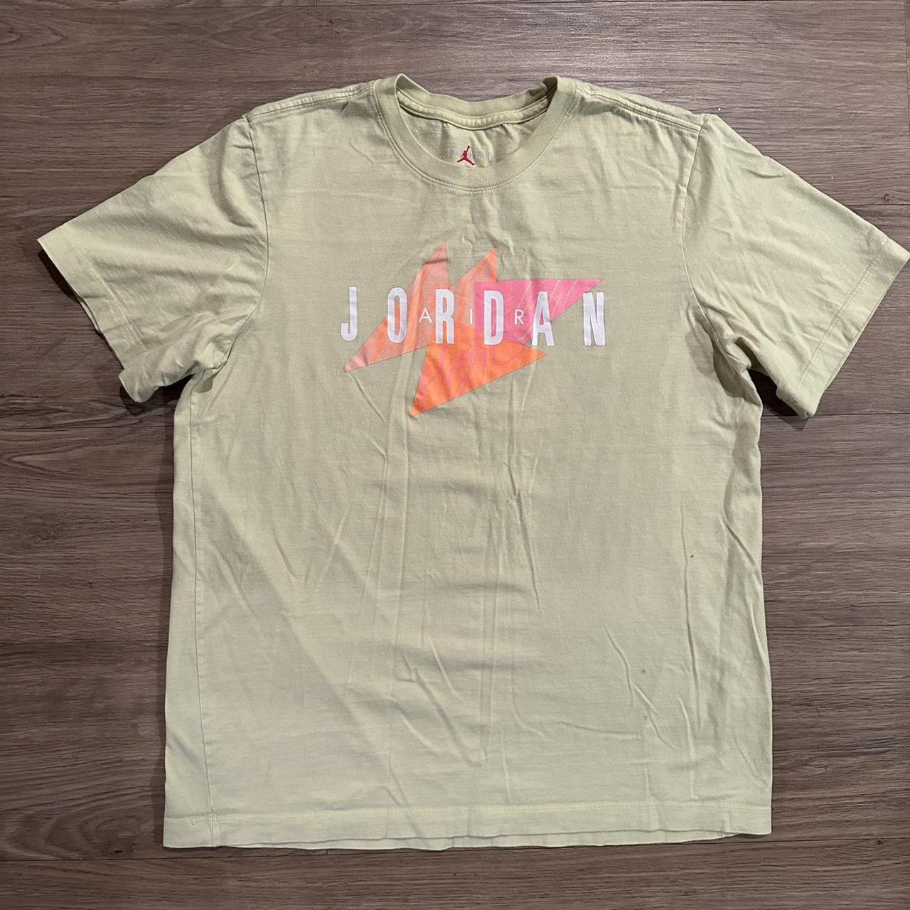 Air jordan t hot sale shirt design