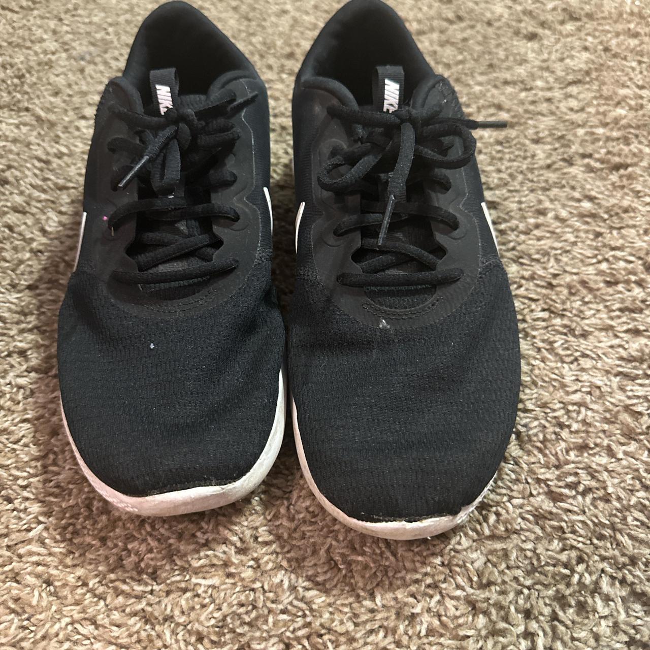 size 9 nike women's shoes