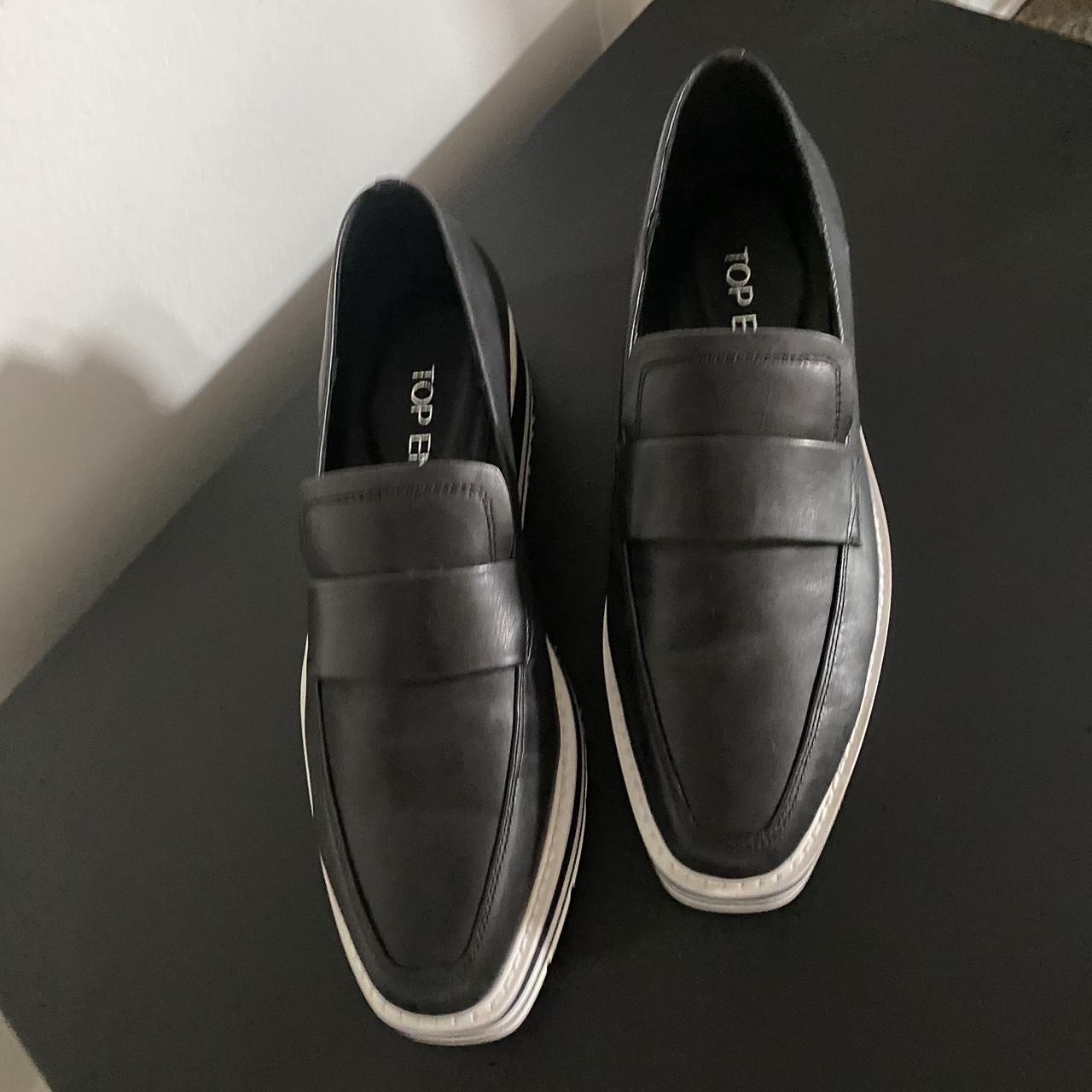 Women's Black Loafers | Depop