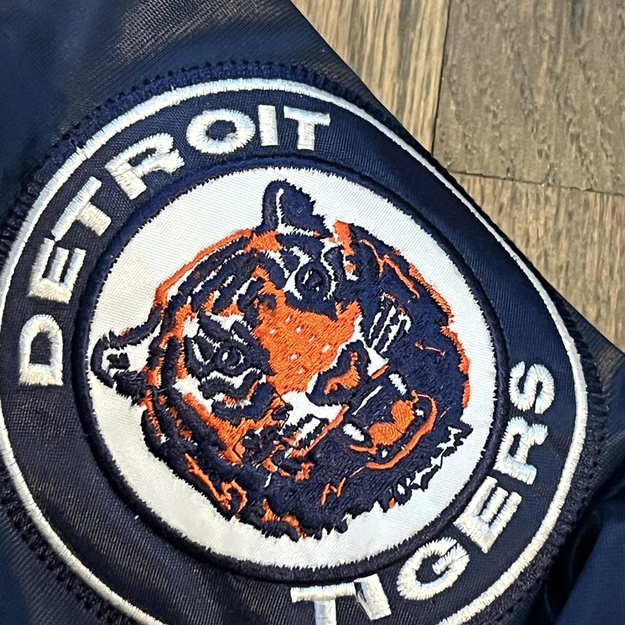 XL Detroit Tigers Starter Puffer Jacket #detroit - Depop