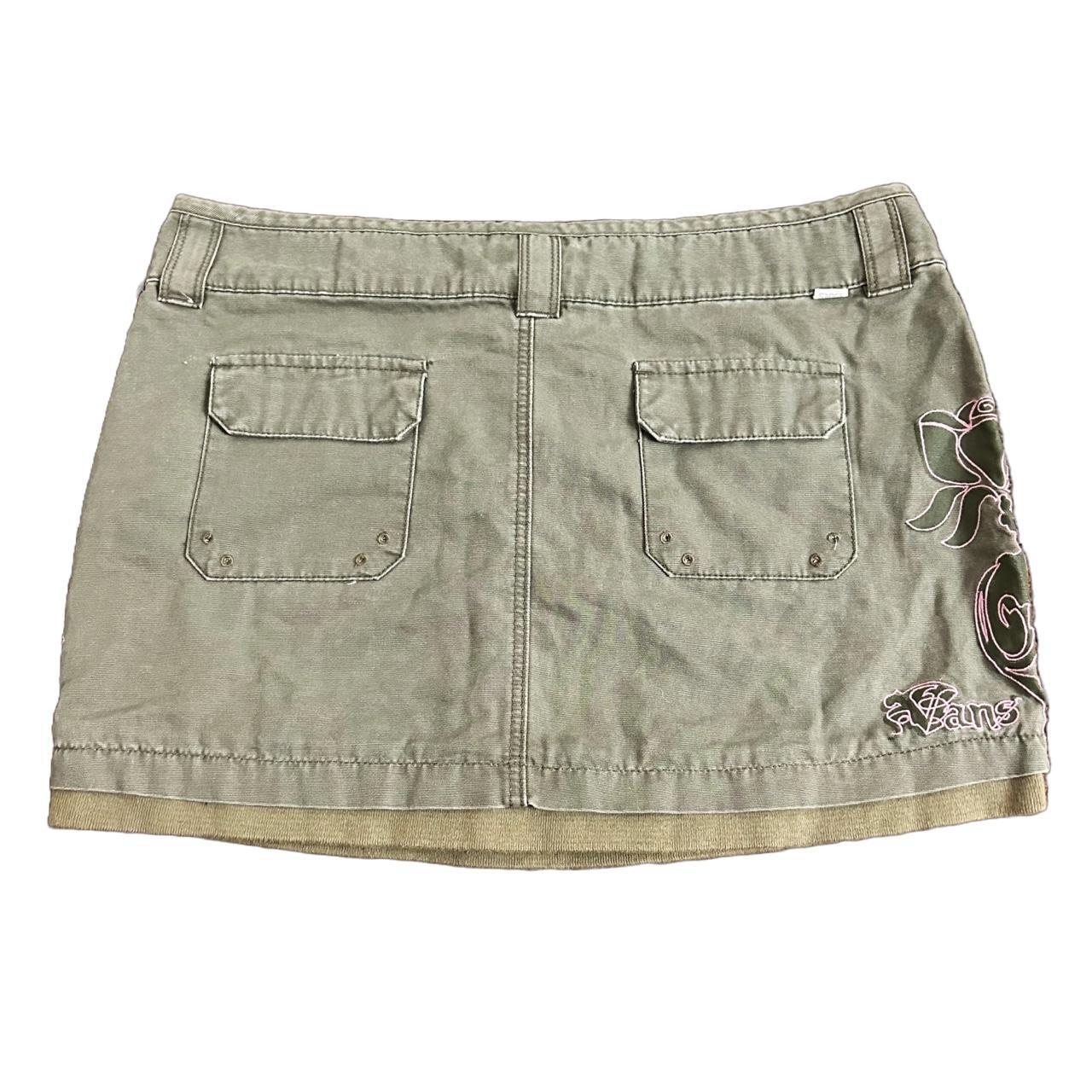 Khaki skirt 2025 womens vans