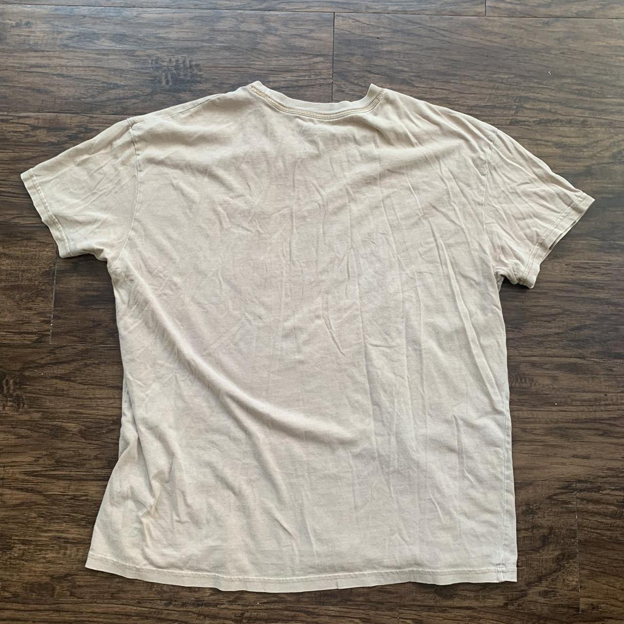 plain light brown t shirt. size XL - Depop