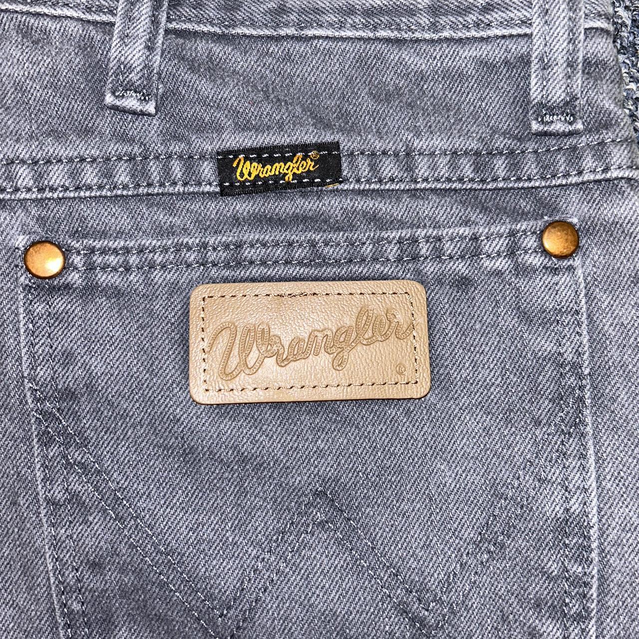 Vintage Grey Wrangler Jeans Size . 32x32 - Depop