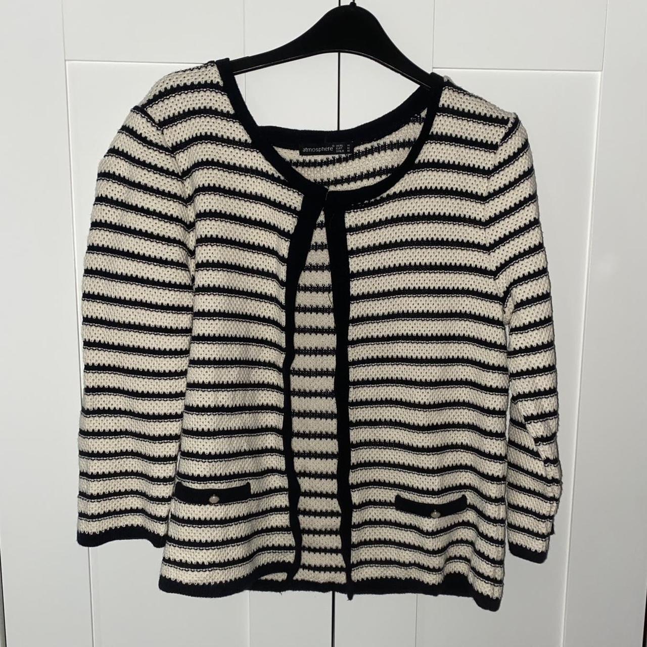 Women's White and Navy Cardigan | Depop