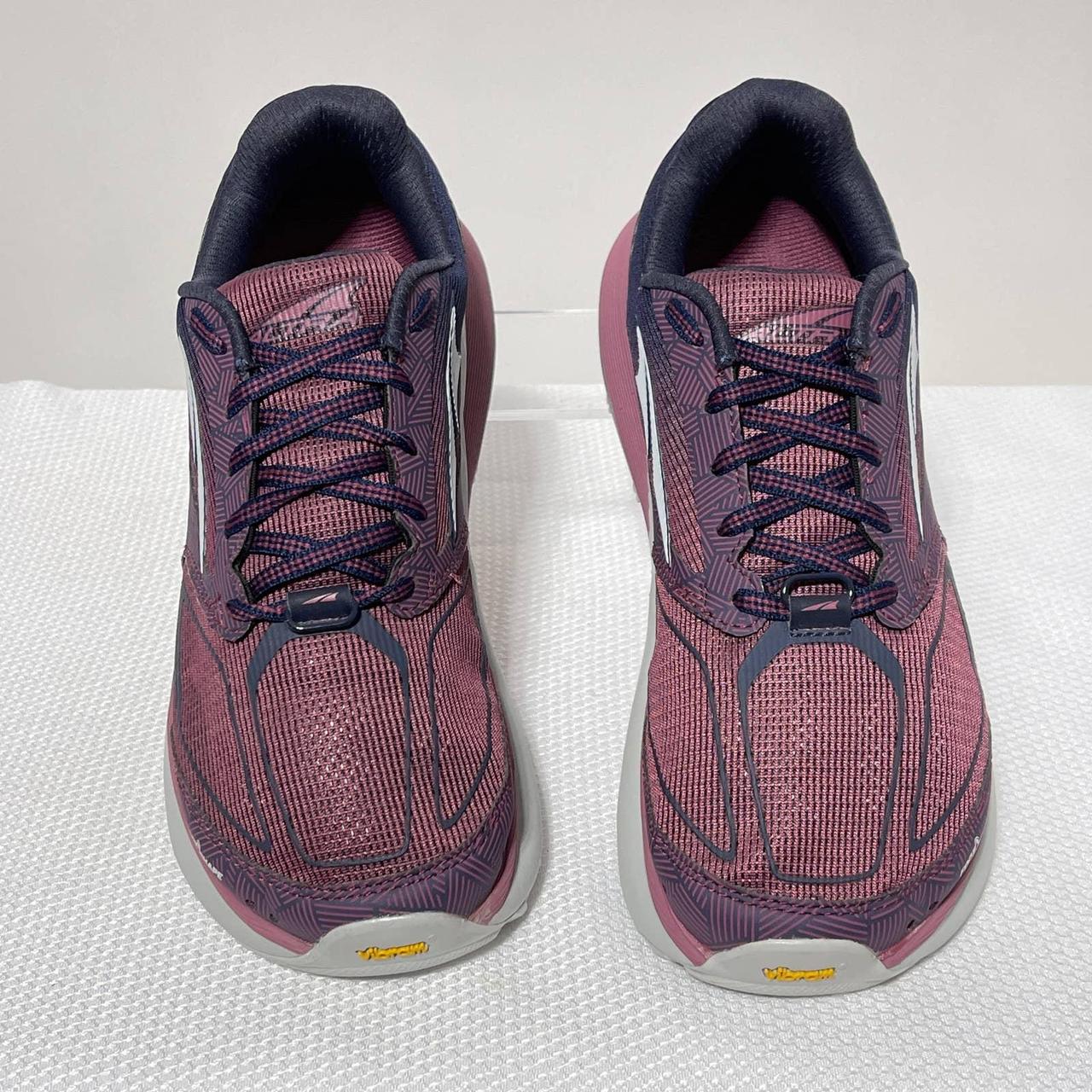 Altra Shoes Women's 7 Olympus 3.5 Purple Gray... - Depop