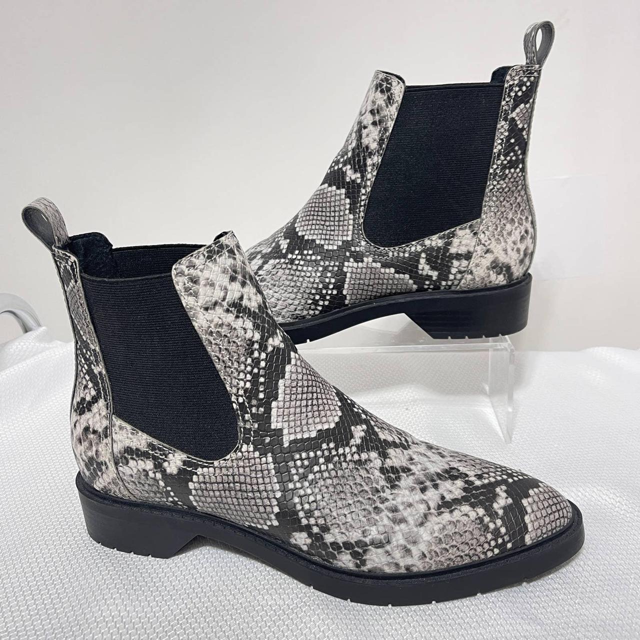 Treasure and bond discount booties