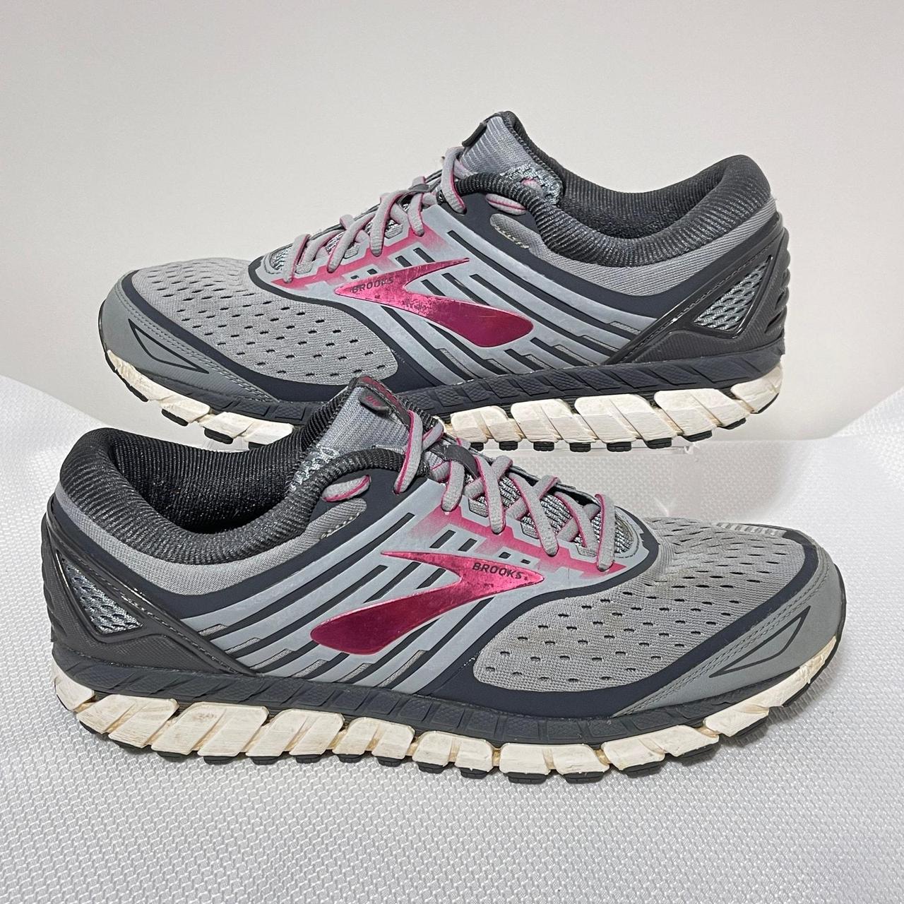 Brooks Shoes Women s 12 Ariel 18 Athletic Running. Depop