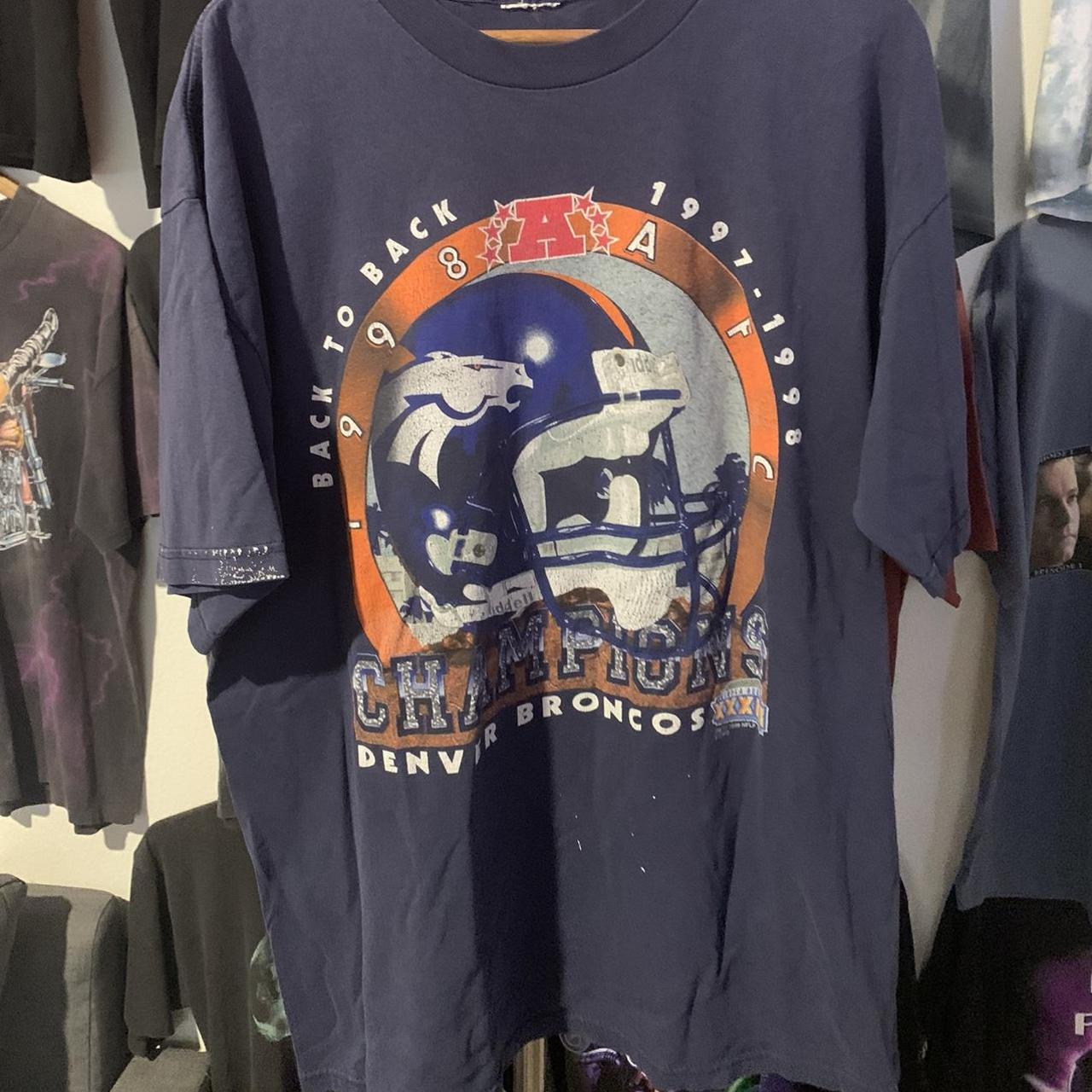 Vintage Denver Broncos Looney Tunes T-Shirt, Denver - Depop