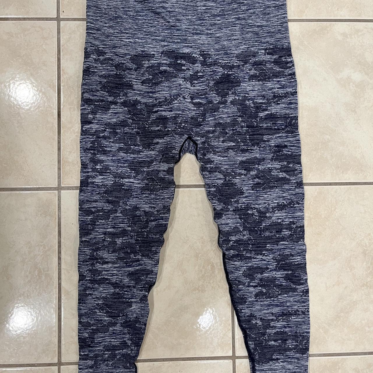 capri leggings, brand Z by Zella. a really pretty... - Depop