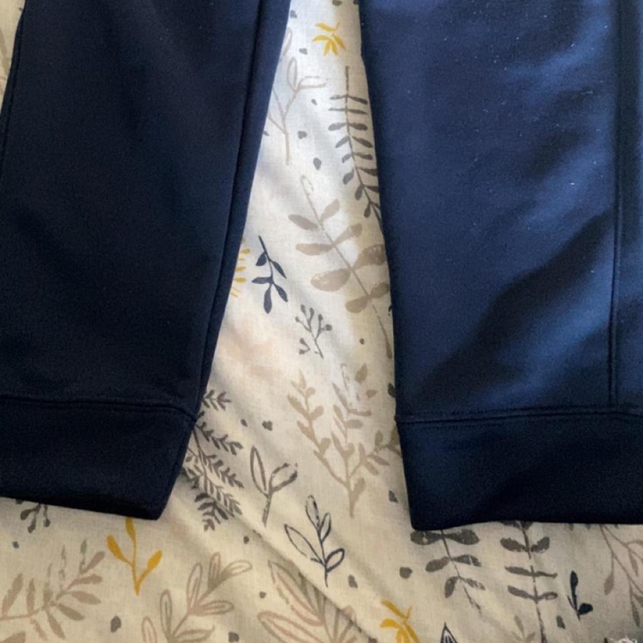 mens navy blue nike joggers