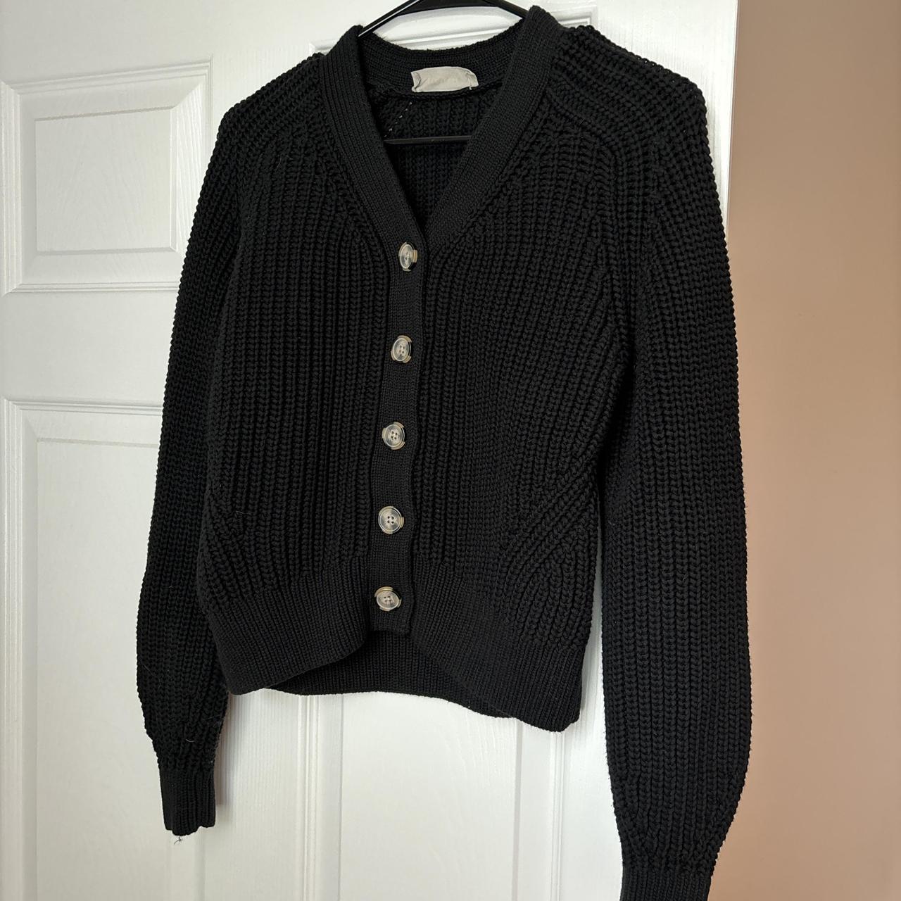 Everlane black cropped cable knit sweater Very Depop