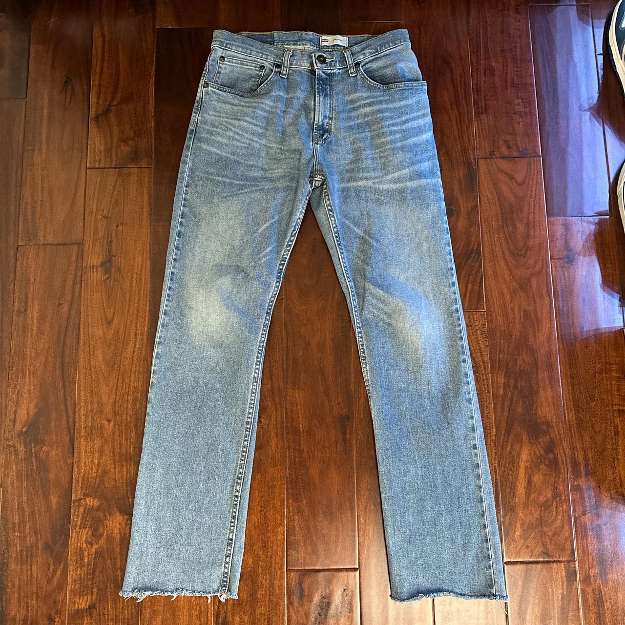 Wrangler Straight Fit Jeans Size: 30W x 32L (30”... - Depop