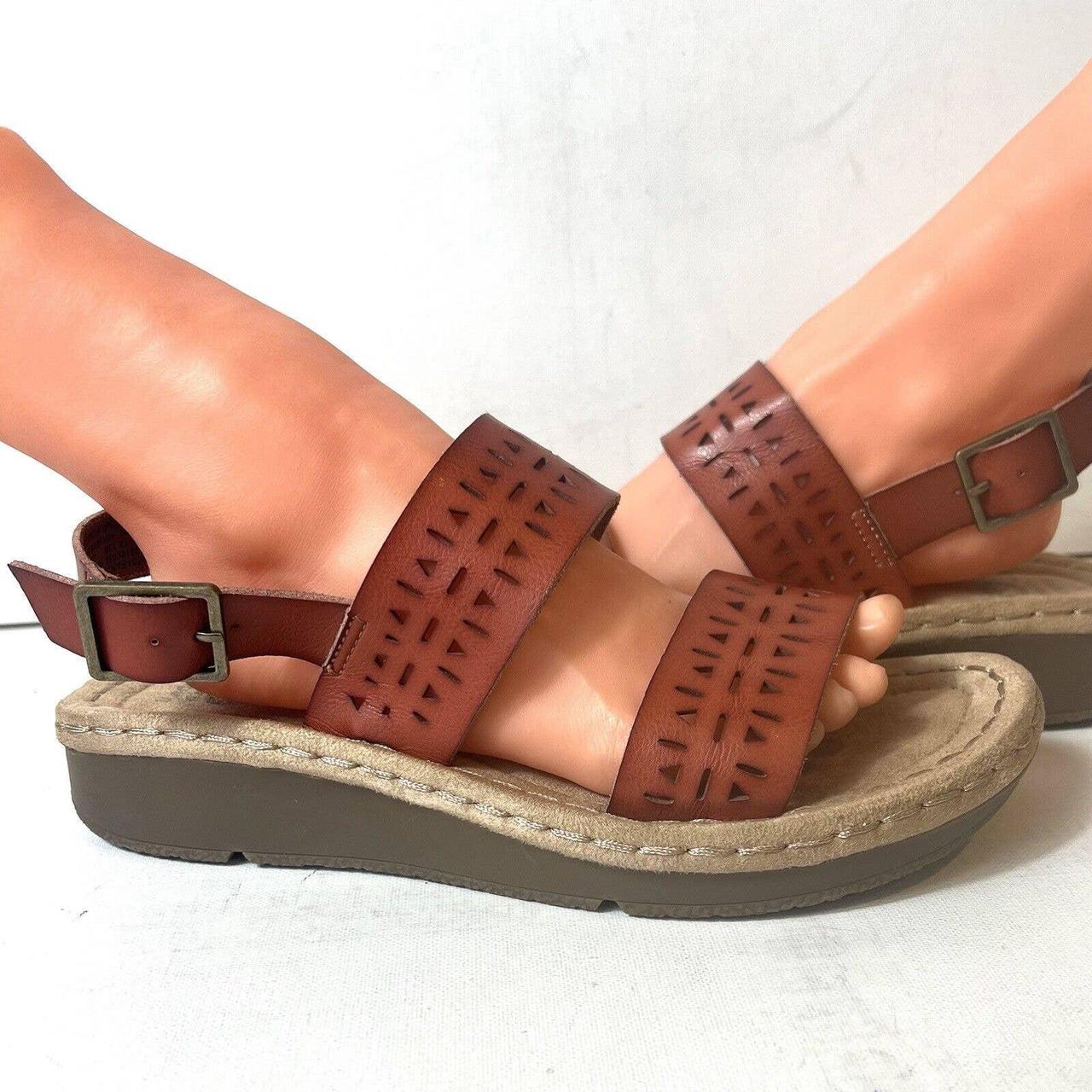 earth sweetpea sandal