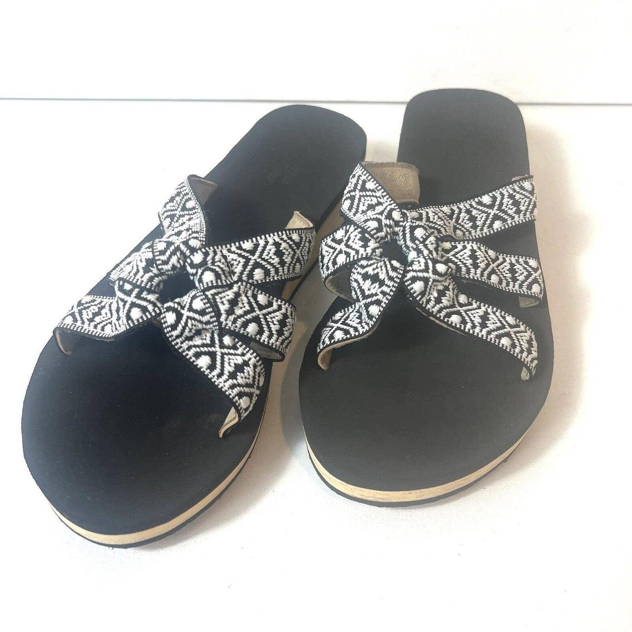 Western chief online sandals