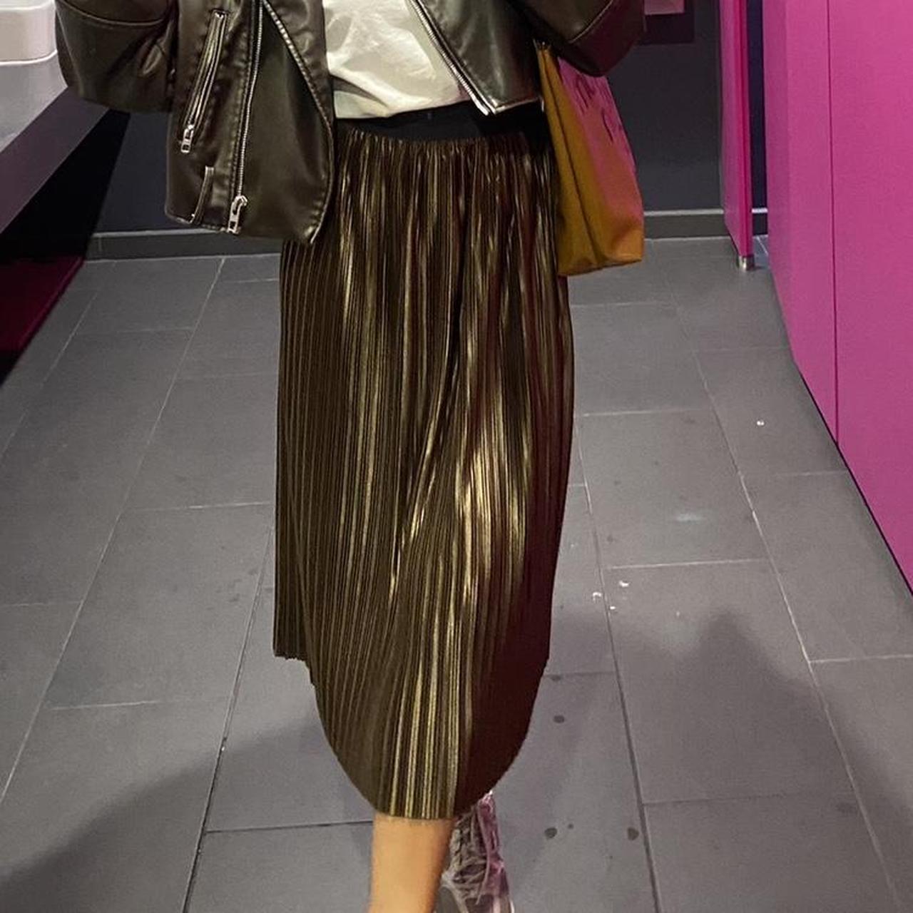 Gold pleated midi skirt new cheap look