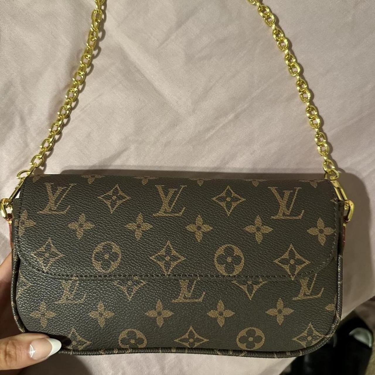 Louis Vuitton Ivy Wallet On Chain - Depop