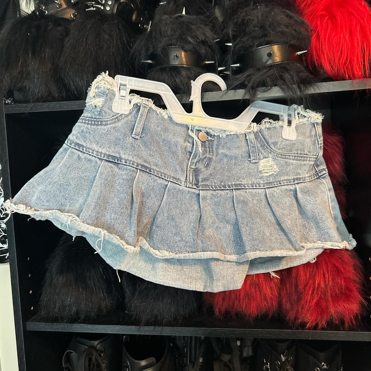 item listed by horrorhailey