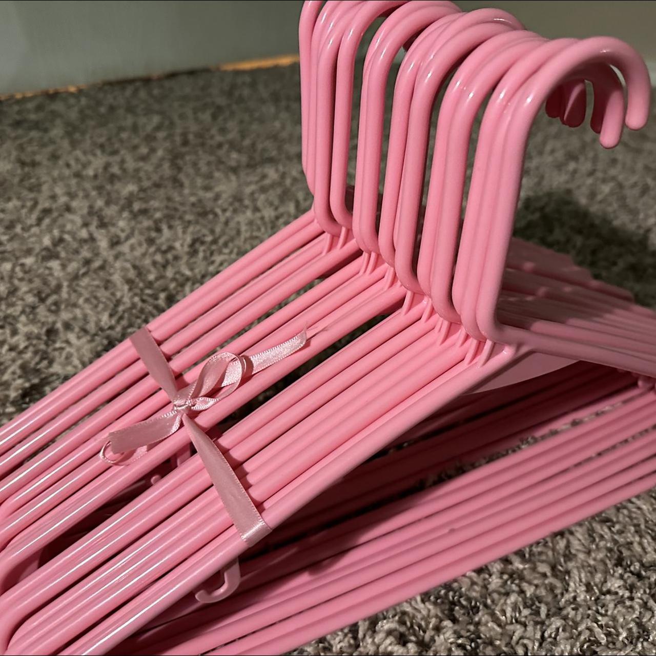 Set of 20 Pink Hangers in perfect condition.... Depop