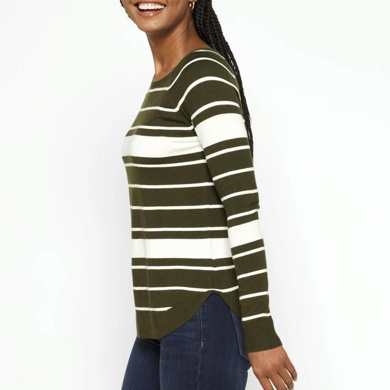 Pink clover valencia outlet curved hem pullover