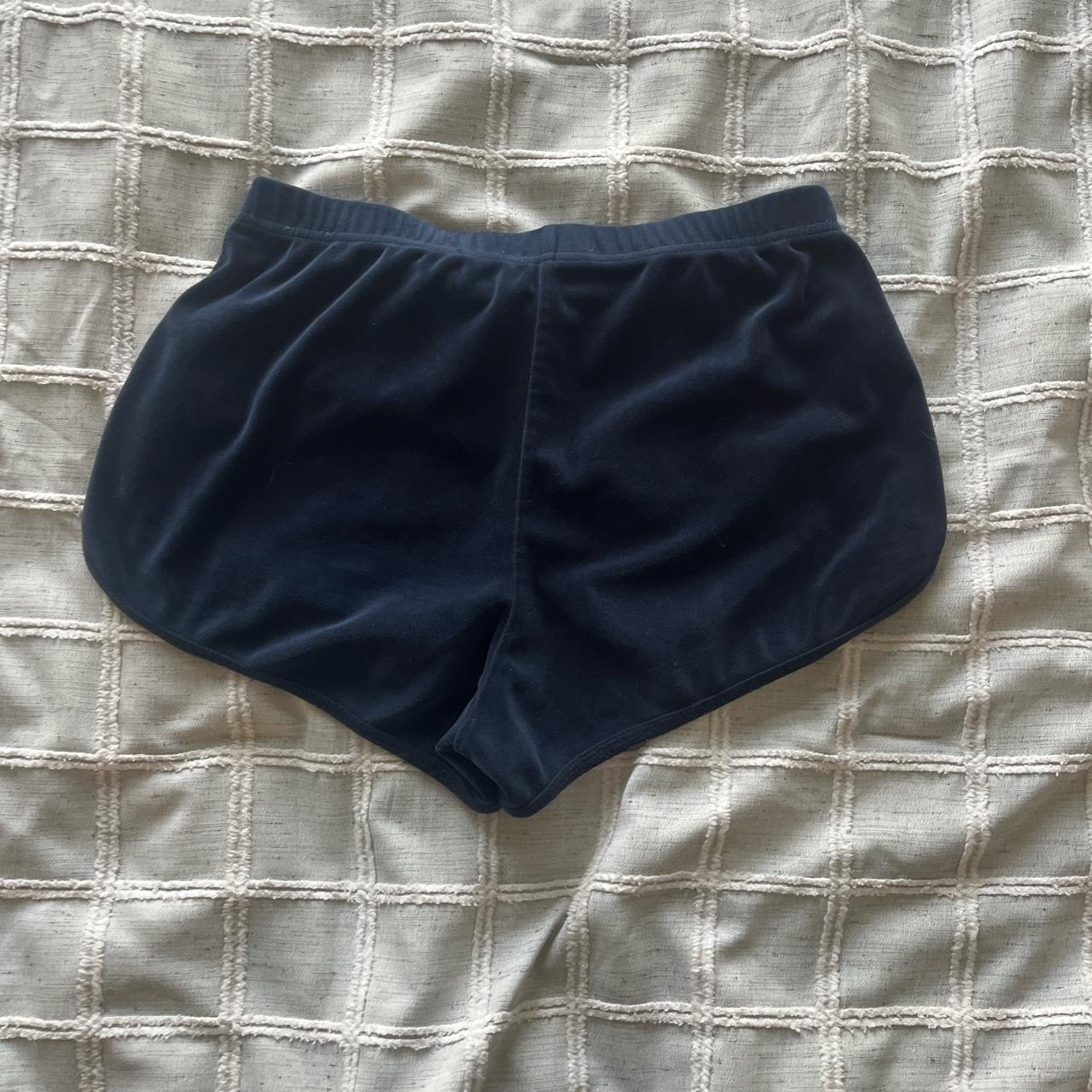 Hollister 2024 velvet shorts